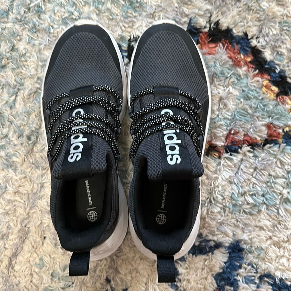 Lightly worn Black Adidas kids running tennis shoes Size 6.5 Youth